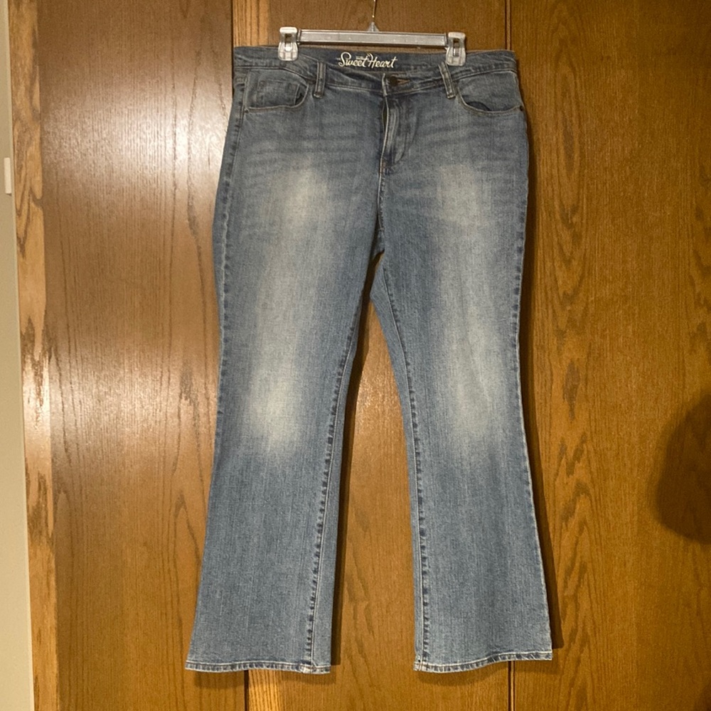 Old Navy “Sweetheart” Jeans, size 14. NWOT